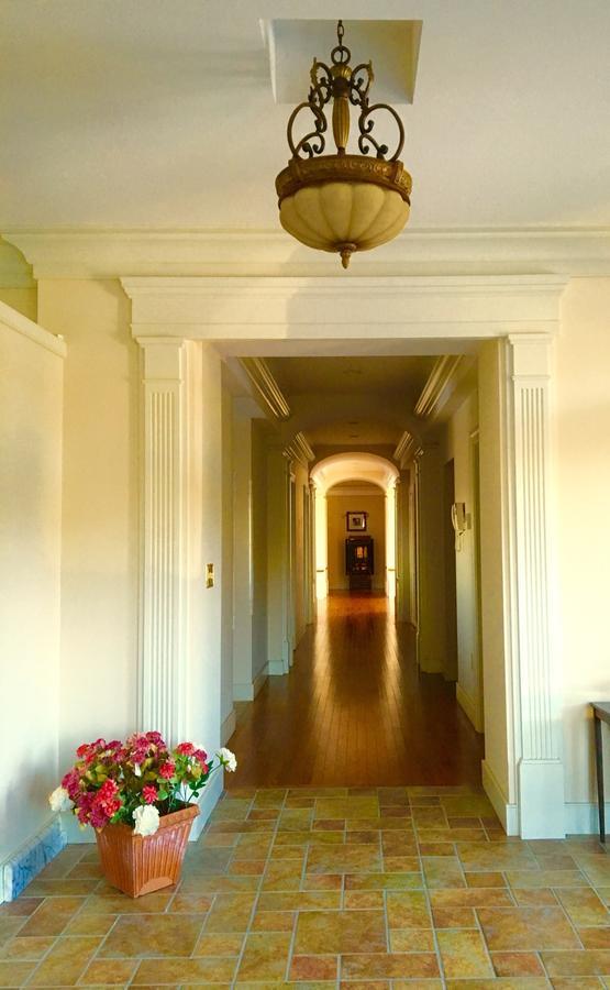 A Cayuga Lakefront Inn - Hotel Alt, Ithaca New York 외부 사진